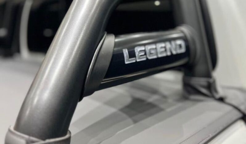 
								2023 Toyota Hilux 2.8GD-6 Double Cab Legend Auto full									