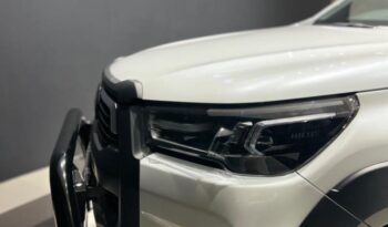 
									2023 Toyota Hilux 2.8GD-6 Double Cab Legend Auto full								