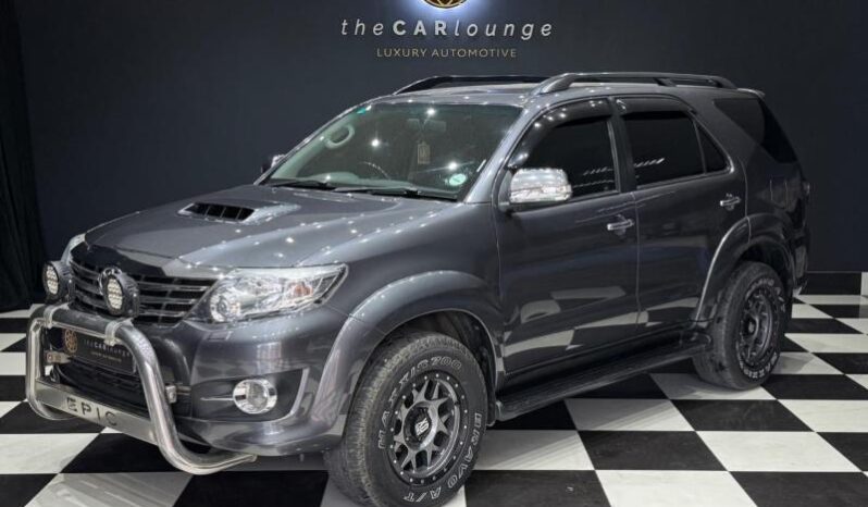 
								2015 Toyota Fortuner 3.0D-4D 4×4 Epic Auto full									