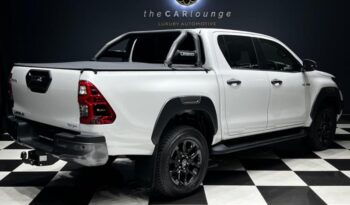 
									2023 Toyota Hilux 2.8GD-6 Double Cab Legend Auto full								