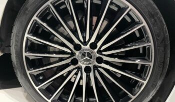 
									2022 Mercedes-Benz C-Class C200 AMG Line full								